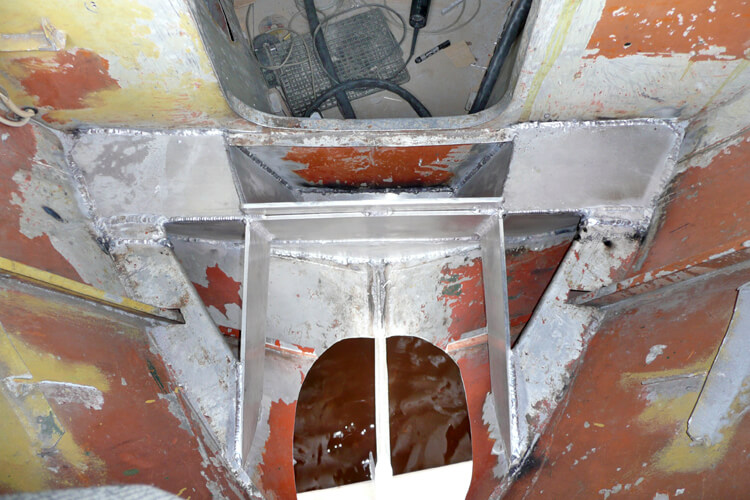 Переделка кормы под подвесной мотор фото 9