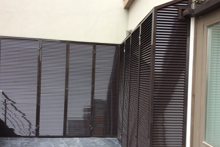 Алюминиевые решетки для балкона фото 1