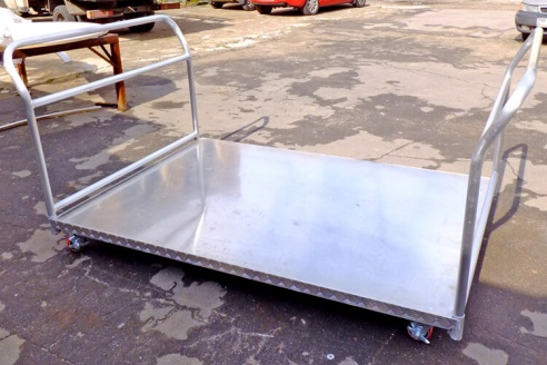 платформенная тележка из алюминия для крупногабаритных грузов